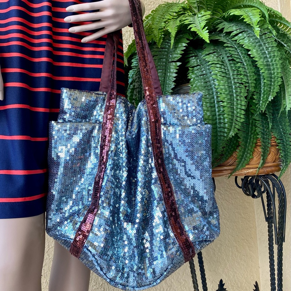 Gap brand sequin bag NWT